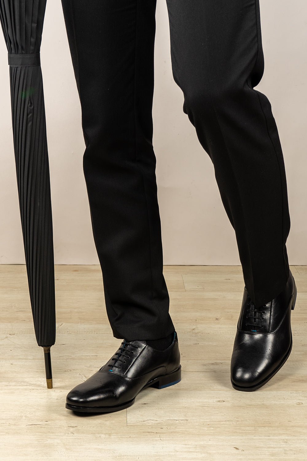 Dean Black - Image 7