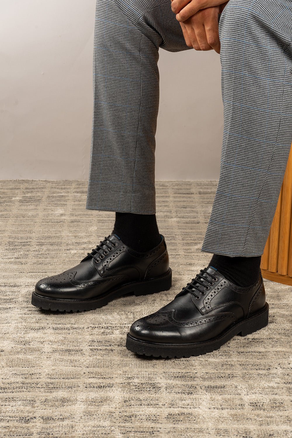 Gordon Black - Image 2